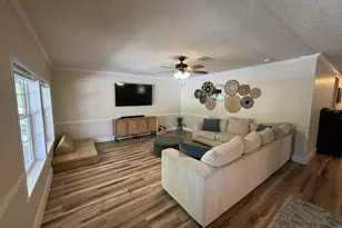 927 Black Creek Blvd, Freeport, FL 32439 - Photo 7