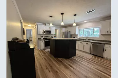927 Black Creek Boulevard, Freeport, FL 32439 - Photo 11