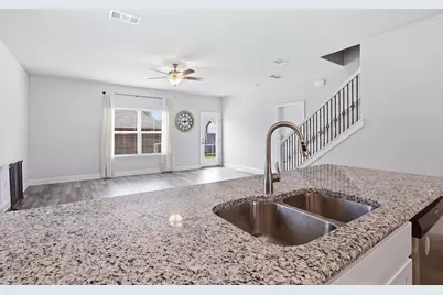 303 Keswick Lane, Crestview, FL 32536 - Photo 5