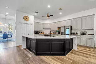 122 W Country Club Dr, Destin, FL 32541 - Photo 5