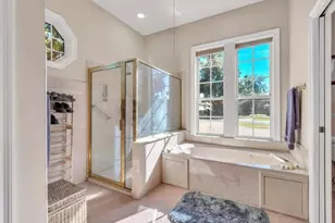 122 W Country Club Dr, Destin, FL 32541 - Photo 11