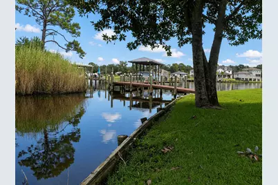 271 NW Ewing Court, Fort Walton Beach, FL 32548 - Photo 9