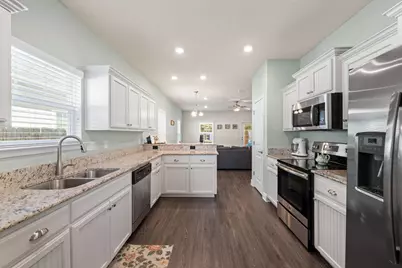 802 W Wright Street, Pensacola, FL 32501 - Photo 3