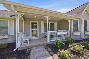 220 W Walker Circle, Crestview, FL 32539 - Photo 5
