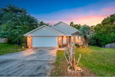 5327 Whitney Court, Crestview, FL 32536 - Photo 1