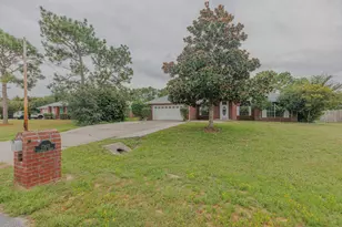 7303 Frankfort St, Navarre, FL 32566 - Photo 3