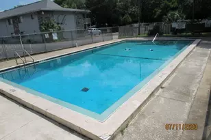 201 E College Blvd, Niceville, FL 32578 - Photo 9
