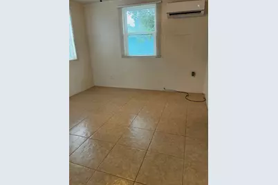 531 E Miracle Strip Parkway #1, Mary Esther, FL 32569 - Photo 5