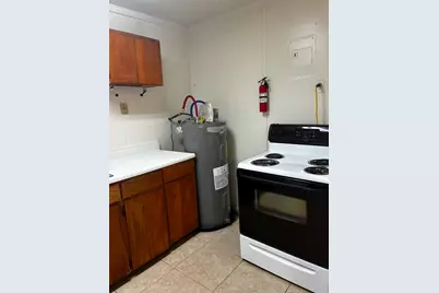 531 E Miracle Strip Parkway #1, Mary Esther, FL 32569 - Photo 3
