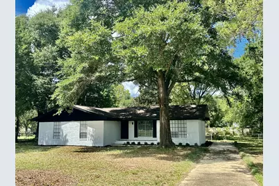 3025 Stillwell Boulevard, Crestview, FL 32539 - Photo 1