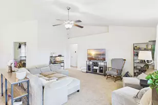 5768 Marigold Loop, Crestview, FL 32539 - Photo 9