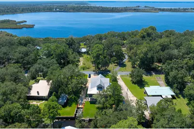 400 Pitts Bayshore Drive, Freeport, FL 32439 - Photo 59