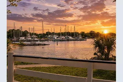 240 NE Yacht Club Drive, Fort Walton Beach, FL 32548 - Photo 13