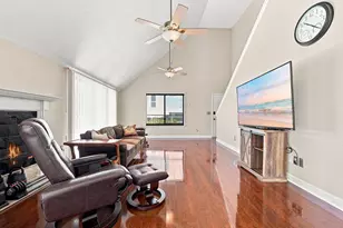 329 Summit Dr, Destin, FL 32541 - Photo 9