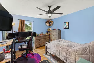 1121 37th St, Niceville, FL 32578 - Photo 17