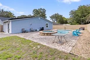 1121 37th St, Niceville, FL 32578 - Photo 35