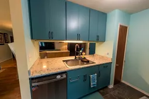 1121 37th St, Niceville, FL 32578 - Photo 9