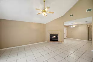 388 Rosewood St, Mary Esther, FL 32569 - Photo 5