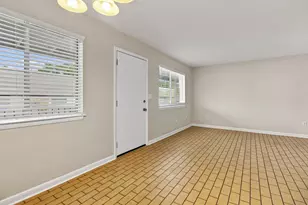 201 E College Blvd, Niceville, FL 32578 - Photo 3