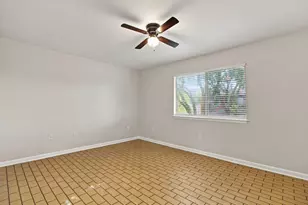 201 E College Blvd, Niceville, FL 32578 - Photo 11