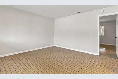 201 E College Boulevard #17, Niceville, FL 32578 - Photo 7