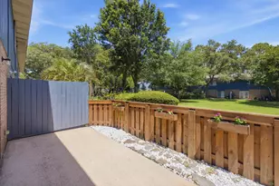 1821 Valparaiso Blvd, Niceville, FL 32578 - Photo 55