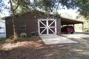 137 Joe Anderson Rd, Defuniak Springs, FL 32433 - Photo 5