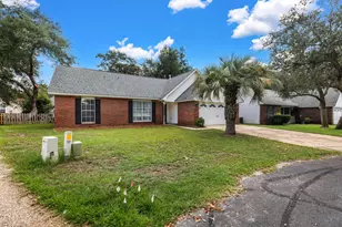 4562 Parkwood Ct, Niceville, FL 32578 - Photo 3