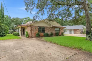 510 NW Parkview Rd, Fort Walton Beach, FL 32547 - Photo 13