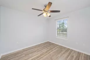 1093 Farmer St, Crestview, FL 32539 - Photo 15