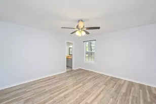 1093 Farmer St, Crestview, FL 32539 - Photo 11