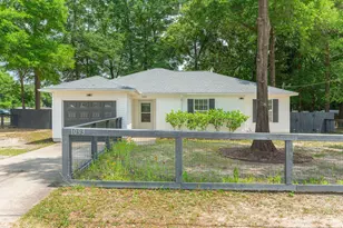1093 Farmer St, Crestview, FL 32539 - Photo 1