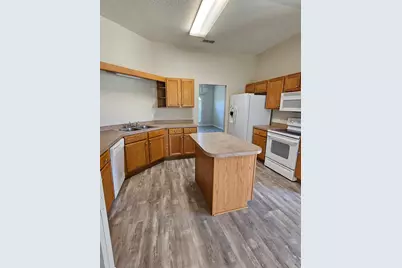 353 Peggy Drive, Crestview, FL 32536 - Photo 11
