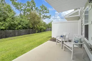 1663 Caleigh Ct, Lynn Haven, FL 32444 - Photo 3