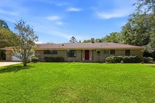 116 10 Lake Dr, Defuniak Springs, FL 32433 - Photo 1