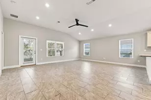 2107 Nina St, Navarre, FL 32566 - Photo 7