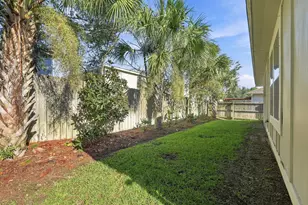 2107 Nina St, Navarre, FL 32566 - Photo 25