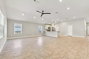 2107 Nina St, Navarre, FL 32566 - Photo 9