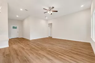 105 Fairway Dr, Crestview, FL 32536 - Photo 7