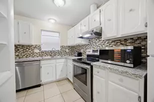 41 12th St, Shalimar, FL 32579 - Photo 13