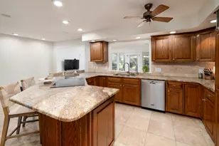 916 E Choctawhatchee Dr, Niceville, FL 32578 - Photo 11