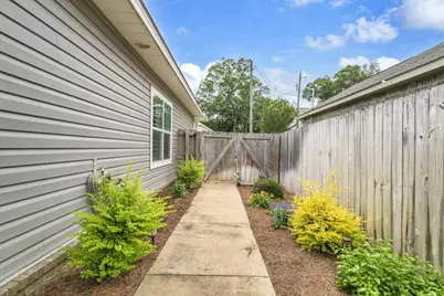 1308 S Cedar Avenue, Niceville, FL 32578 - Photo 27