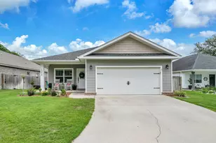 1308 S Cedar Ave, Niceville, FL 32578 - Photo 1