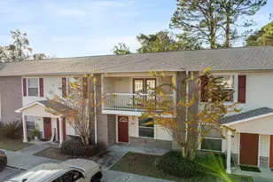 1824 Shay-Lin Ct, Niceville, FL 32578 - Photo 3