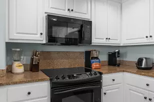 5004 Thomas Dr, Panama City Beach, FL 32408 - Photo 17