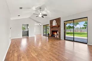 907 Pinellas Dr, Crestview, FL 32536 - Photo 9