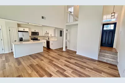 215 Parkwood Circle, Niceville, FL 32578 - Photo 7