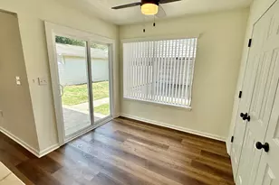 215 Parkwood Cir, Niceville, FL 32578 - Photo 17