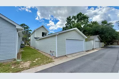 215 Parkwood Circle, Niceville, FL 32578 - Photo 37
