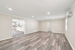 225 NW Bayou Woods Dr, Fort Walton Beach, FL 32548 - Photo 17